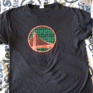 Golden State Warriors shirt.